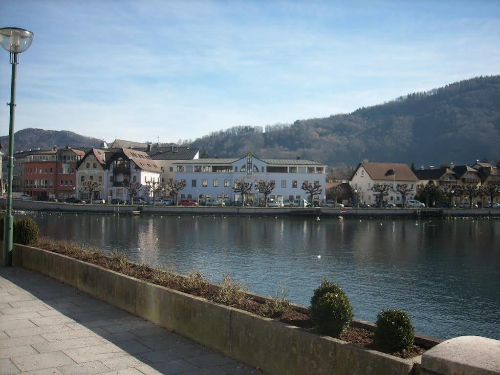 Garconniere Im Ehemaligen Hotel Austria Gmunden Esterno foto